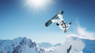 转会窗关闭在即，曼联补强之路，传奇名宿点出关键缺口，门将优先中场紧随