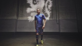 绿茵传承新篇章，布冯父子创纪录在望，德转盘点九大跨国父子兵出场传奇