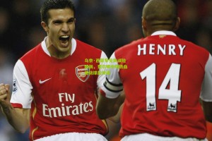 乌奈·西蒙罕见失误险酿祸，费尔明中场铁血跑动撑起脊梁