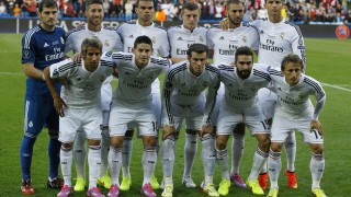 拜仁引援策略明确，于帕梅卡诺去留定乾坤，多特铁卫转会暂搁浅